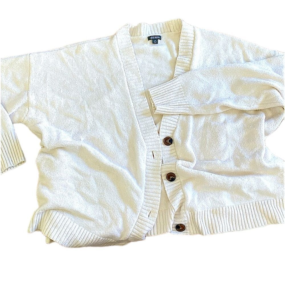 Cream colored knit, oversize cardigan sweater, tortoise buttons XXL